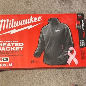 Milwaukee Women's Black Heated Utility Jacket size medium Nib